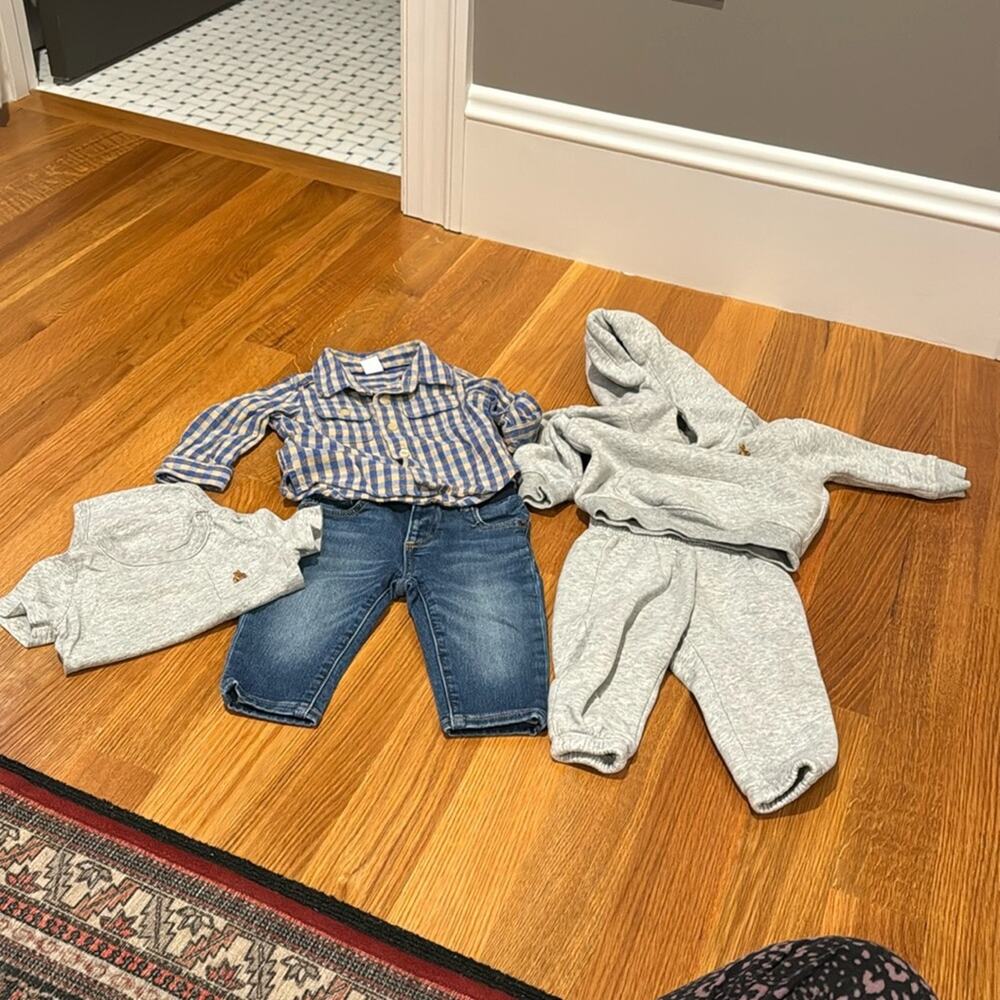 Gap Baby Clothes Size 6-12m